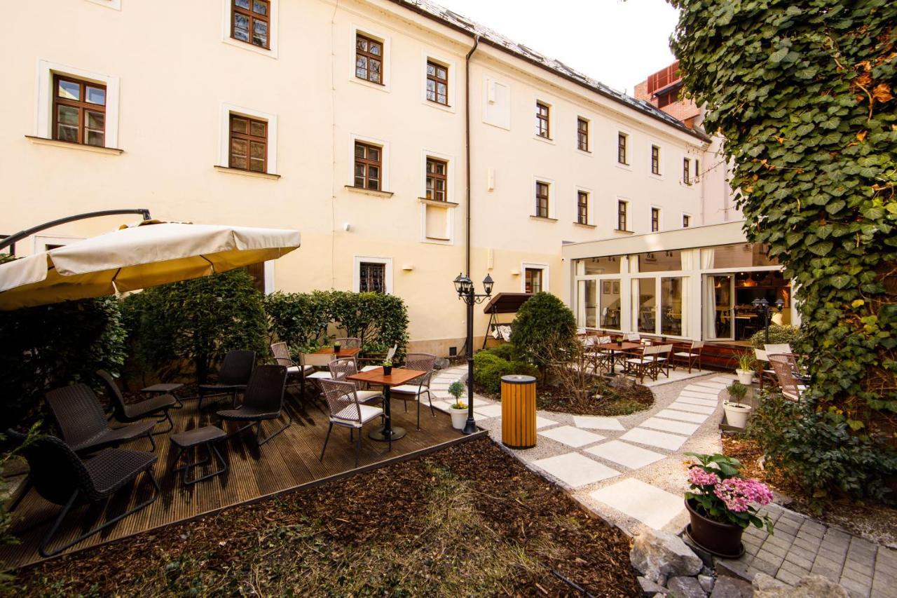 Beigli Hotel & Garden ブラチスラヴァ エクステリア 写真